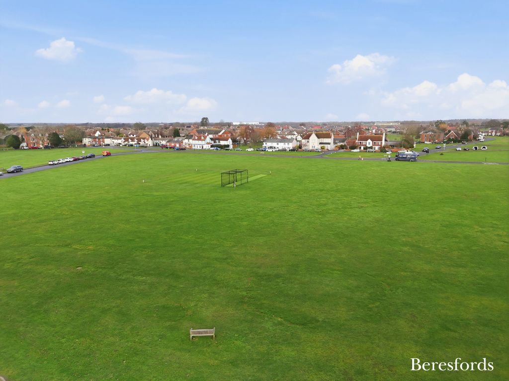 Property photo 2 of 35 Picture 2