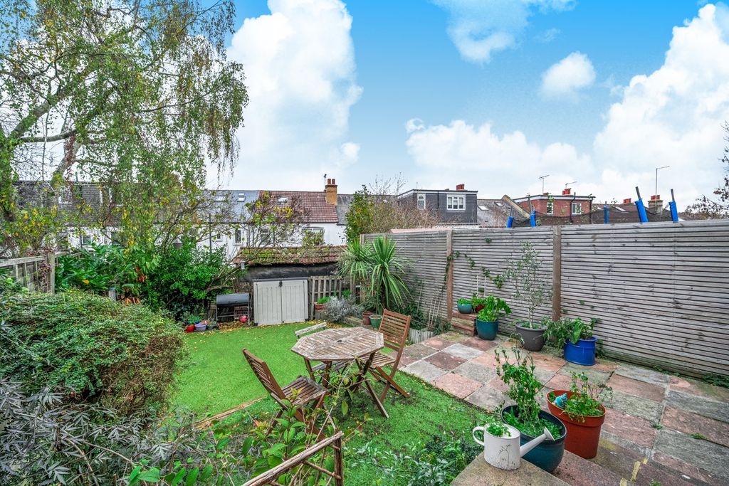 Property photo 3 of 11 Picture No. 06