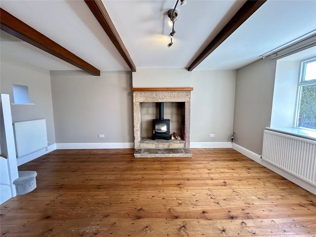 Property photo 3 of 14 Living Room