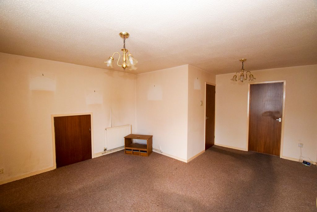 Property photo 3 of 14 Lounge Diner B