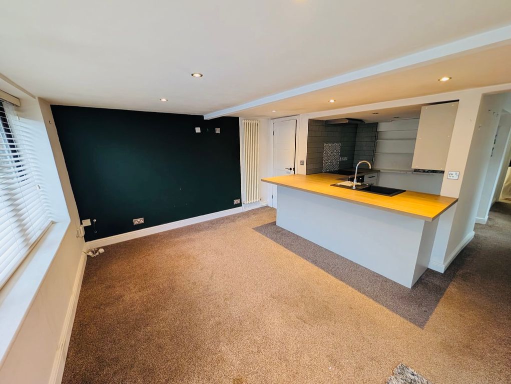 Property photo 1 of 7 Image