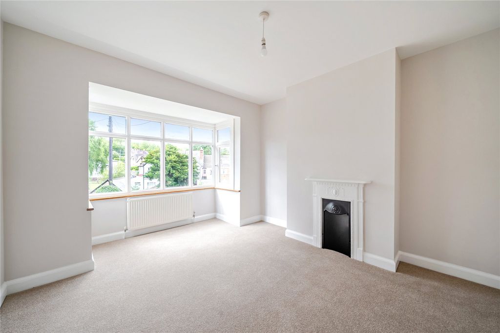 Property photo 3 of 21 Picture No. 11