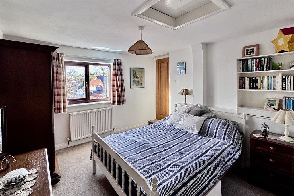 Additional image 27 of 5 bed detached house for saleHaywards Close, Glossop SK13