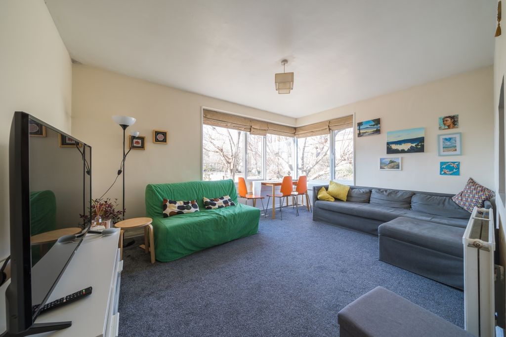 Property photo 1 of 6 947806 (2)