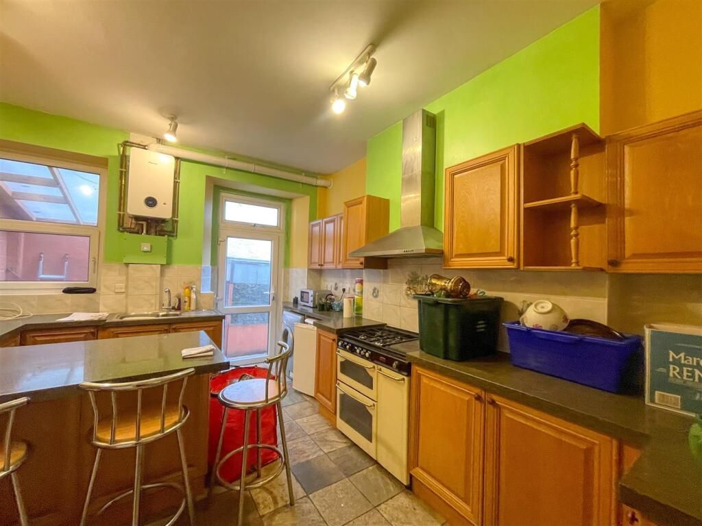 Property photo 3 of 17