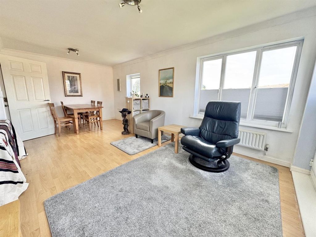 Property photo 3 of 15 Living/Dining Room