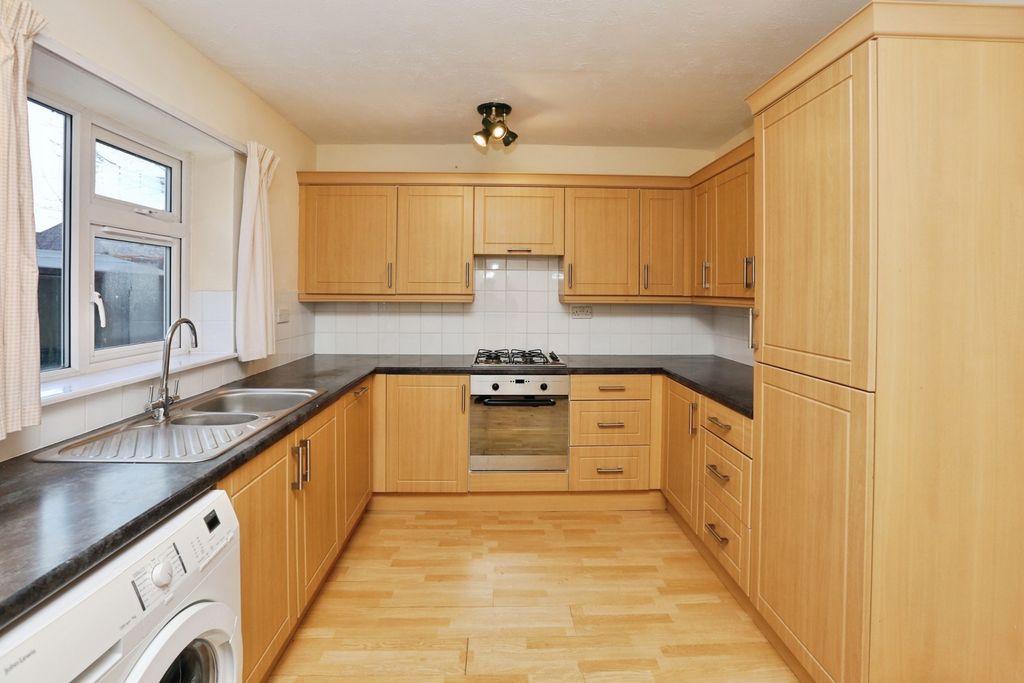 Property photo 2 of 14 Pbox-Img.Jpg