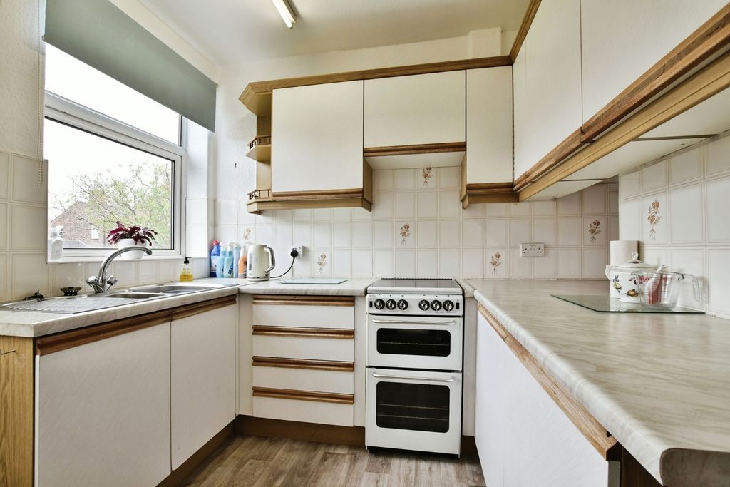 Property photo 3 of 21 Pbox-Img.Jpg