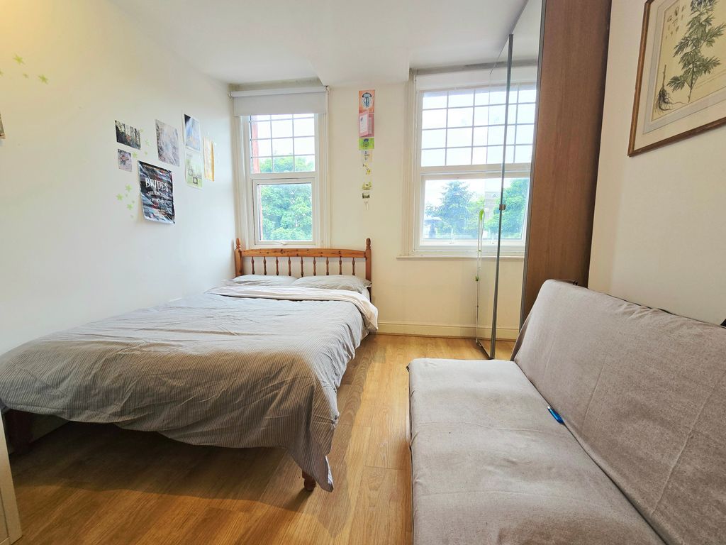 Property photo 3 of 8