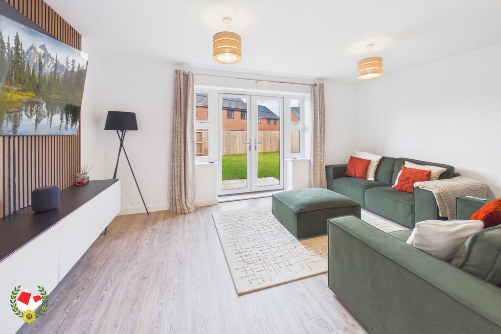 Property photo 2 of 16