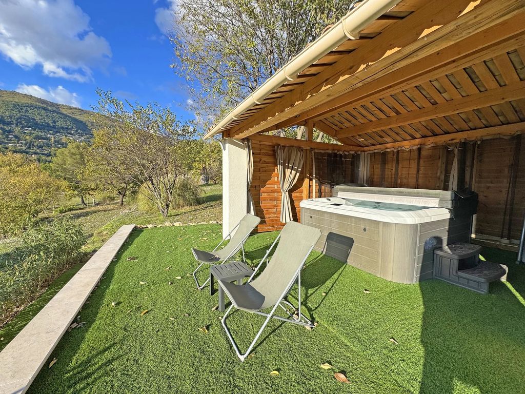 Property photo 3 of 27