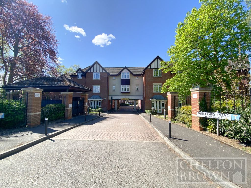 Property photo 1 of 17 Front External