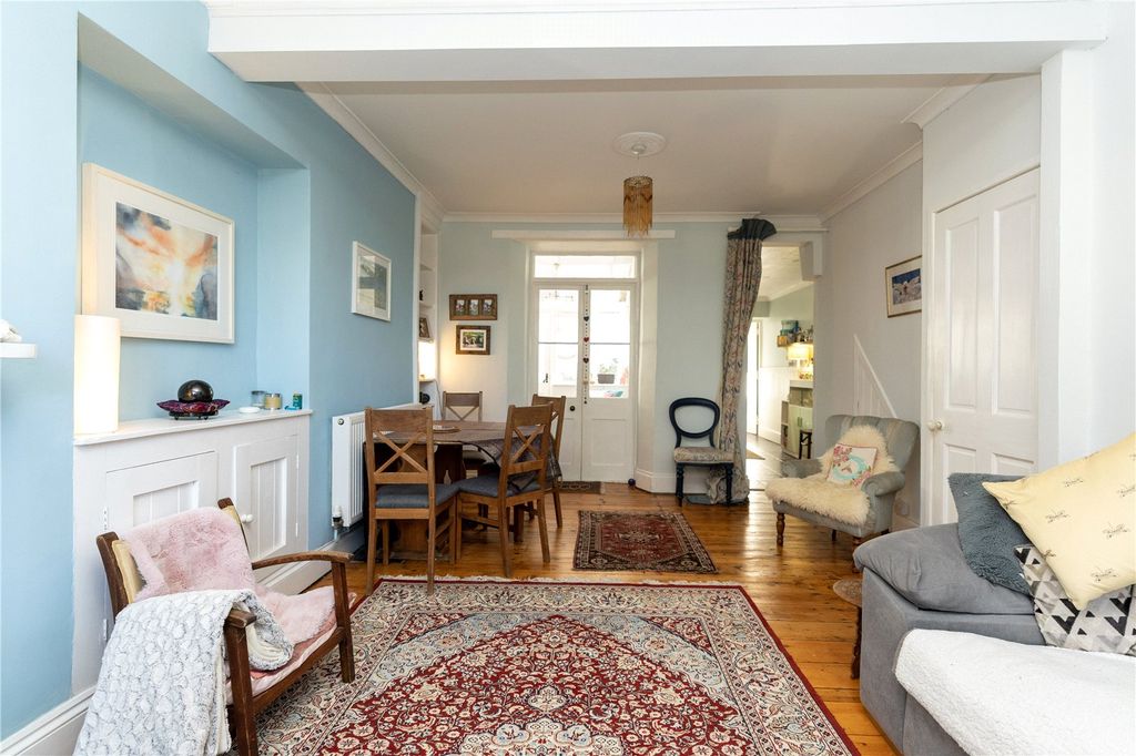 Property photo 1 of 15 Picture No. 13