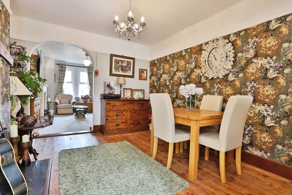 Property photo 2 of 20 Pbox-Img.Jpg