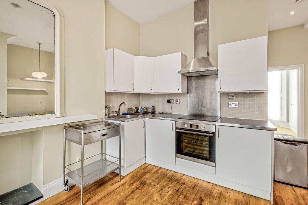 Property photo 2 of 10 Picture No. 07