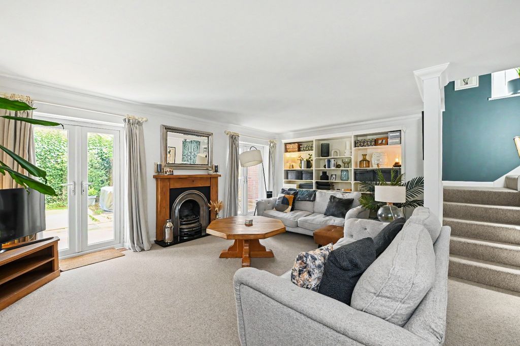 Property photo 2 of 21 5234751
