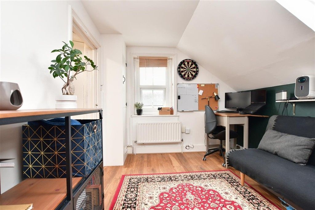 Property photo 2 of 10 Living