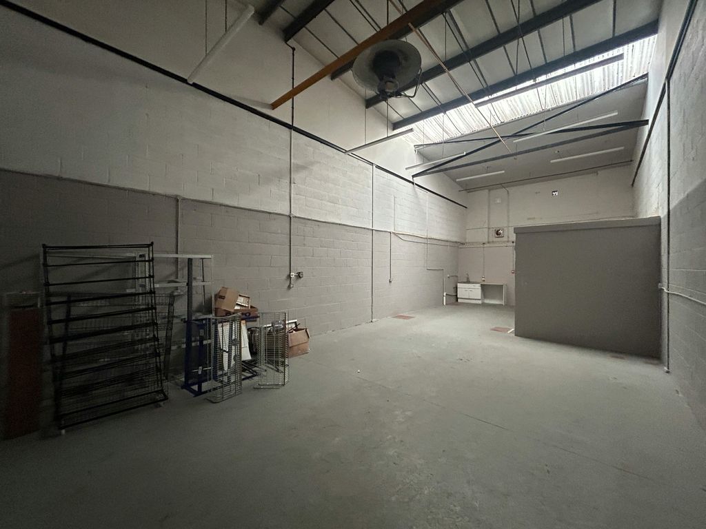 Property photo 2 of 5 Img_4923.Jpg