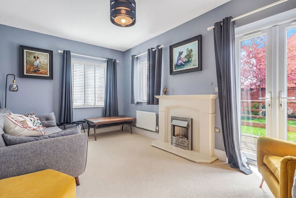 Property photo 2 of 22