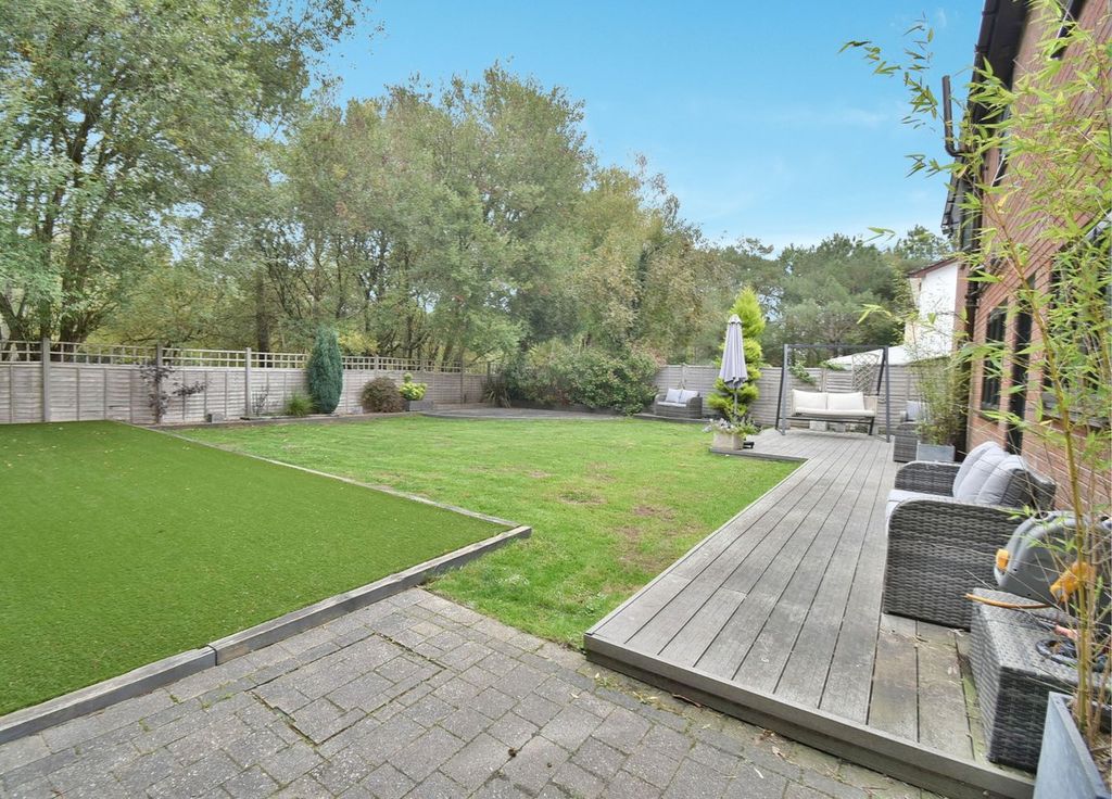 Property photo 3 of 29