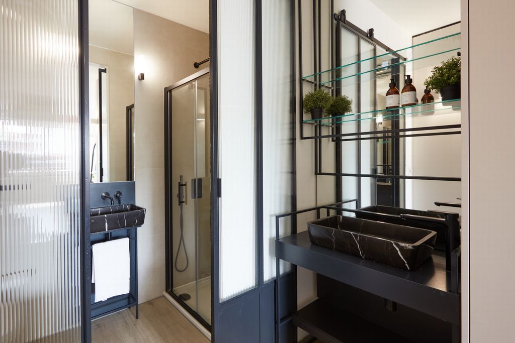 Property photo 2 of 12 Photo 7