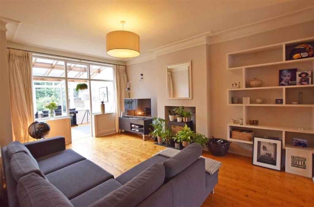 Property photo 1 of 3