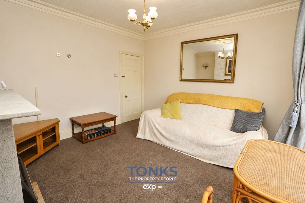 Property photo 3 of 30
