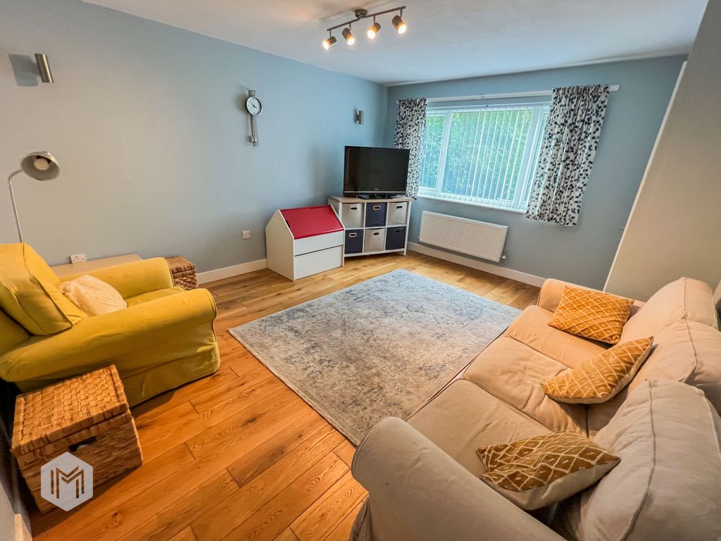 Property photo 2 of 19 Picture No. 04