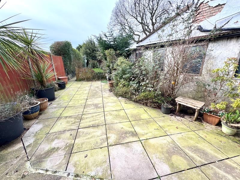 Property photo 2 of 7 Photo 6