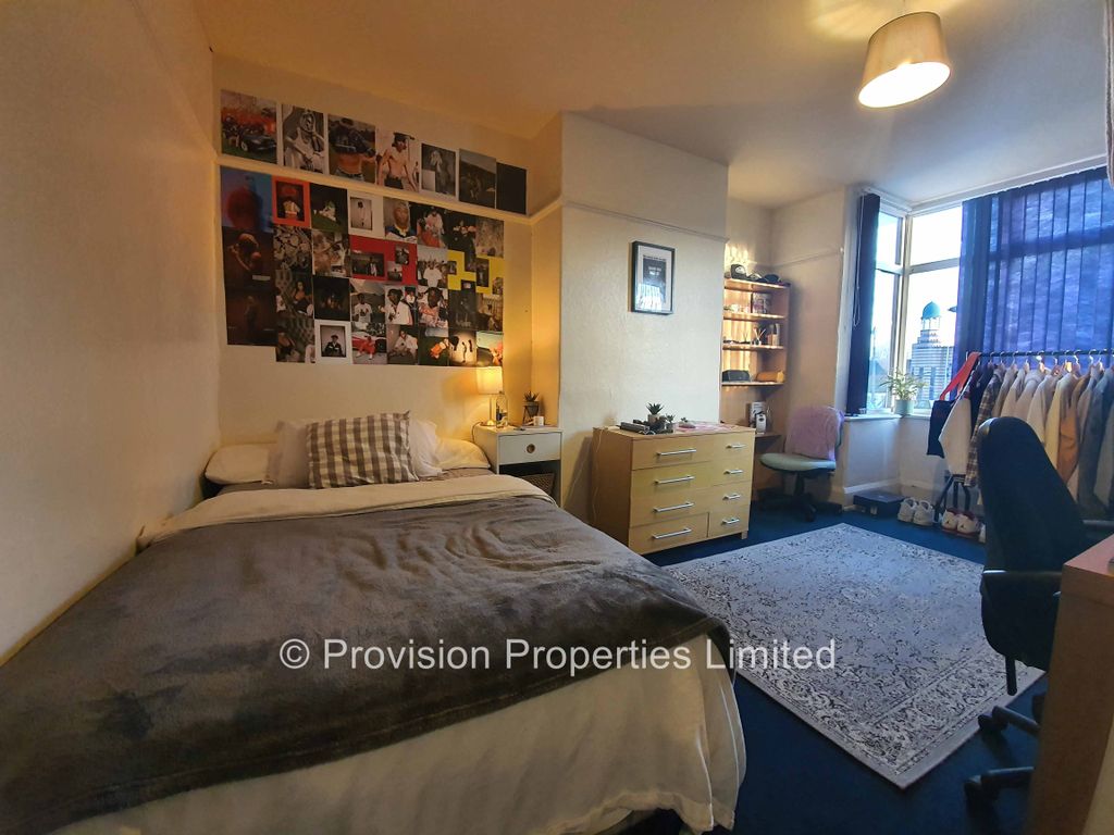 Property photo 2 of 14 Photo