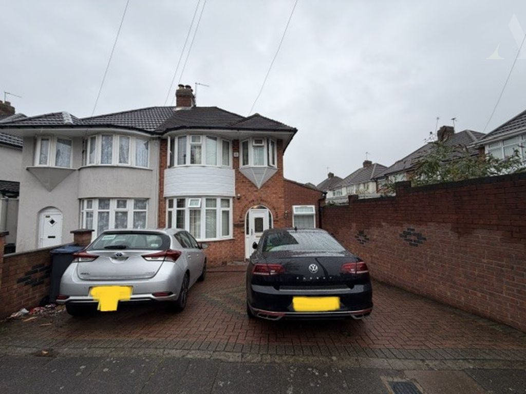 Property photo 1 of 15 100 Harts