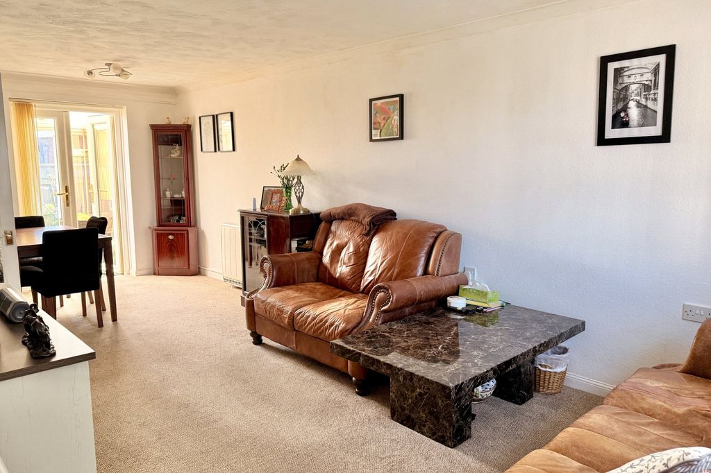 Property photo 3 of 15 Living/Dining Room