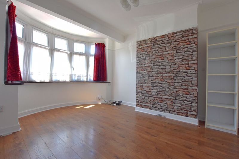 Property photo 3 of 15 Photo 13