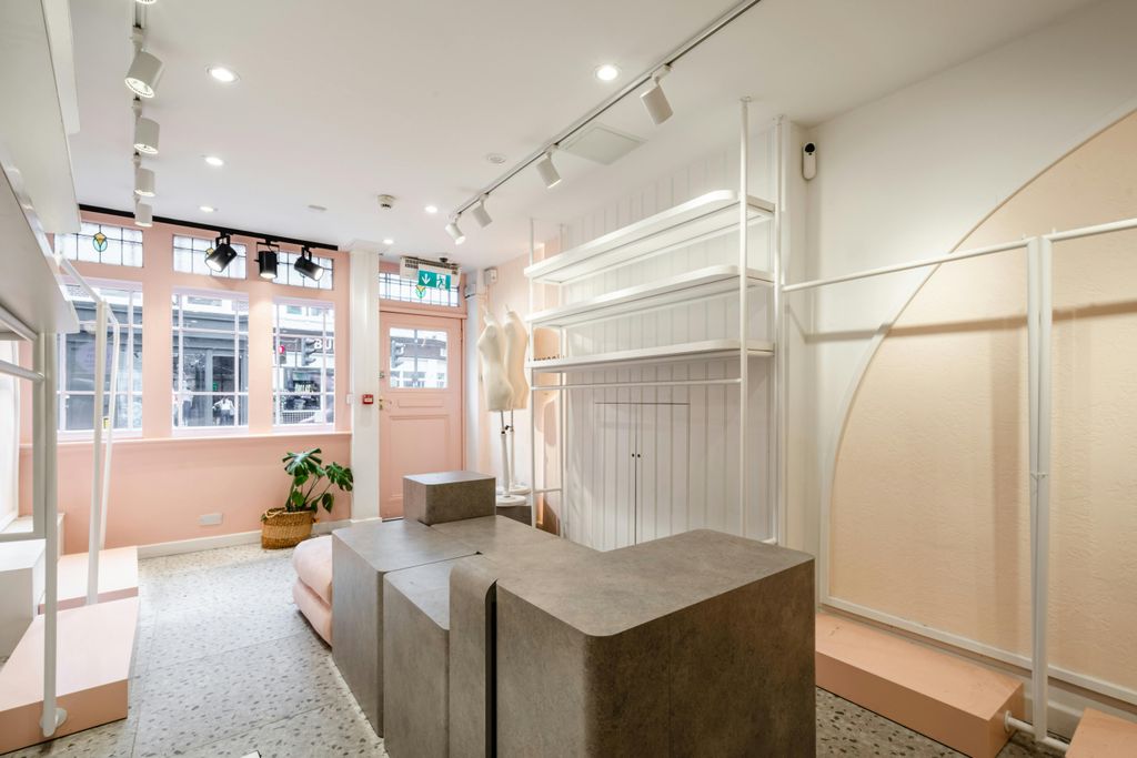 Property photo 2 of 12 Shoreditch High St 110 New - 11.Jpg