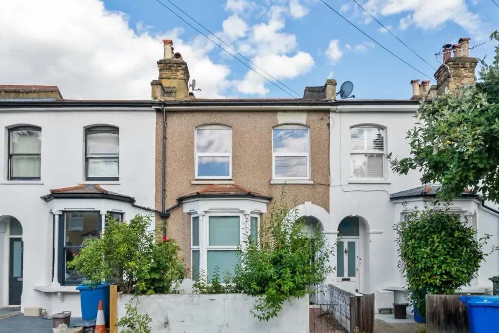 Property photo 1 of 1
