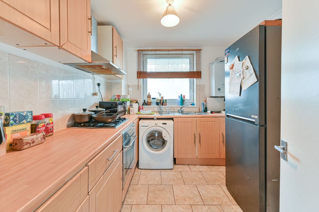Property photo 3 of 5