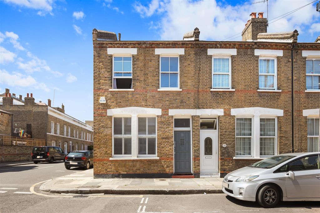 Property photo 1 of 13 Senrab Street