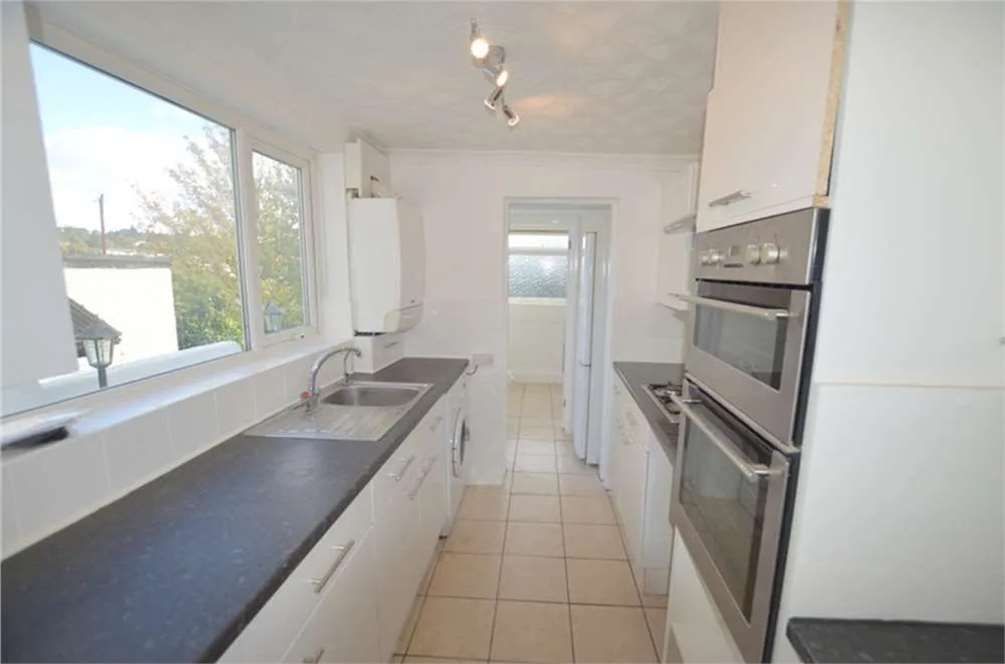 Property photo 2 of 8