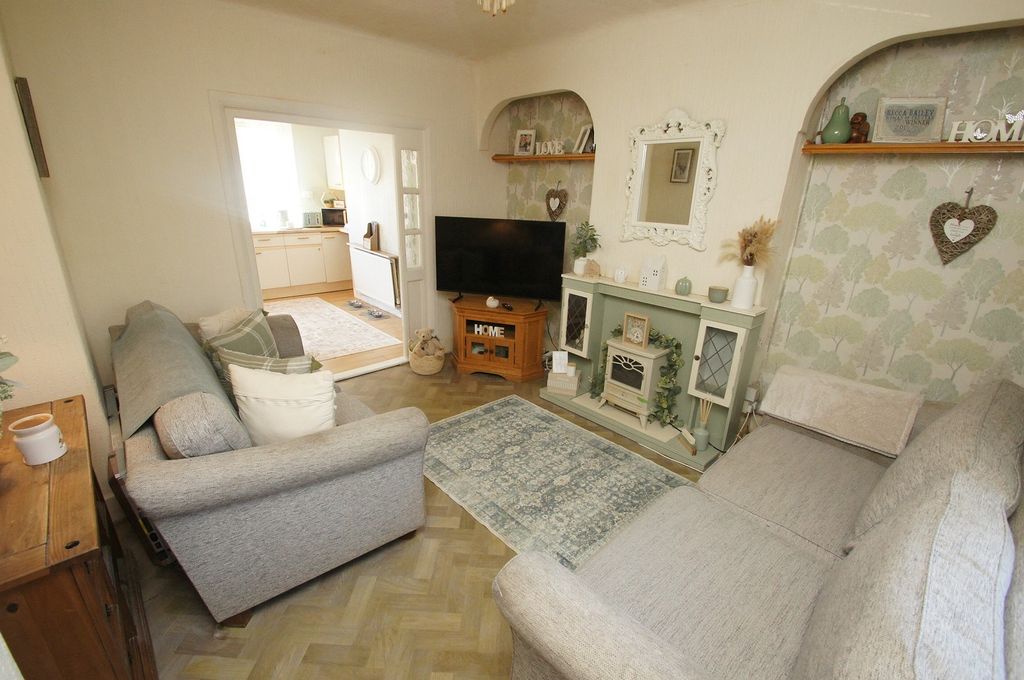 Property photo 3 of 11 Not Specified