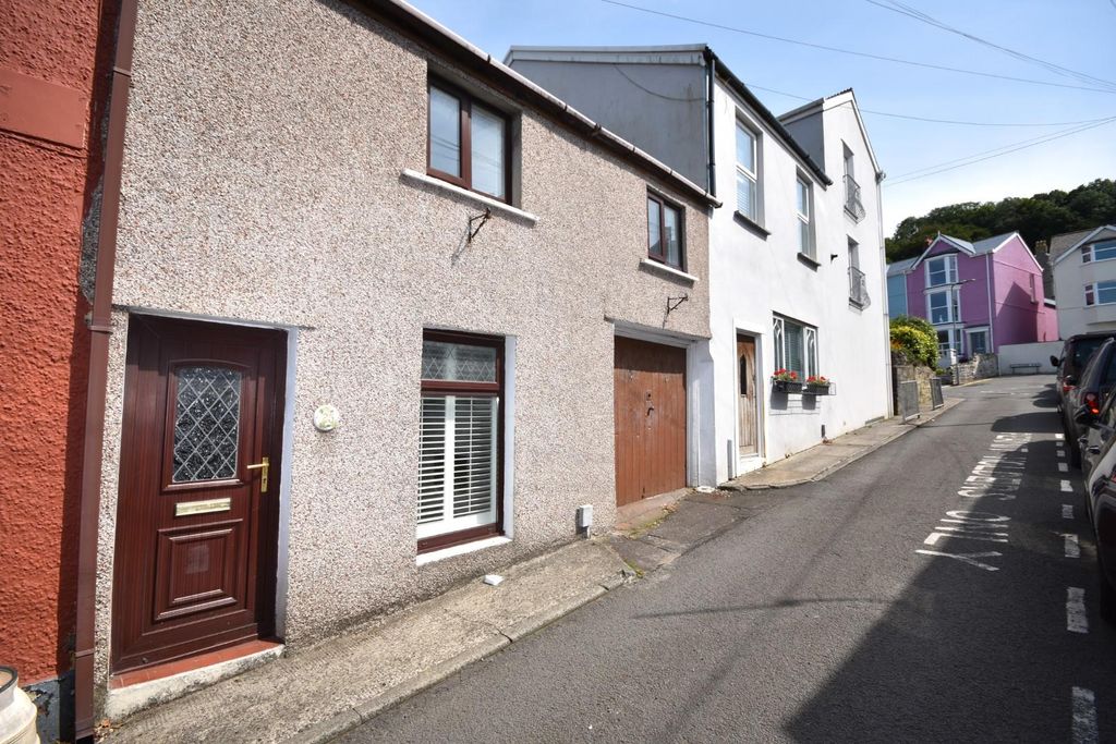 Property photo 1 of 16 17.Jpg