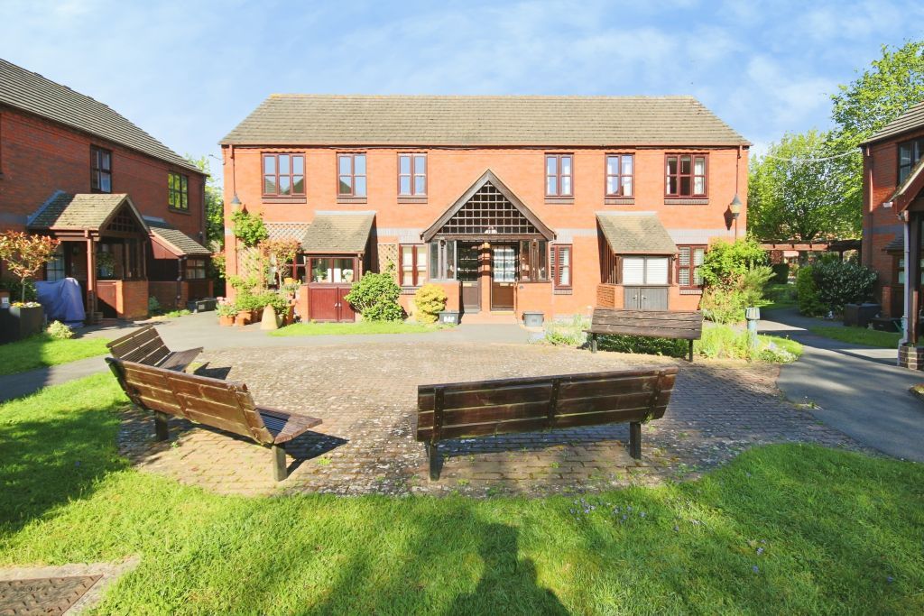 Property photo 1 of 17