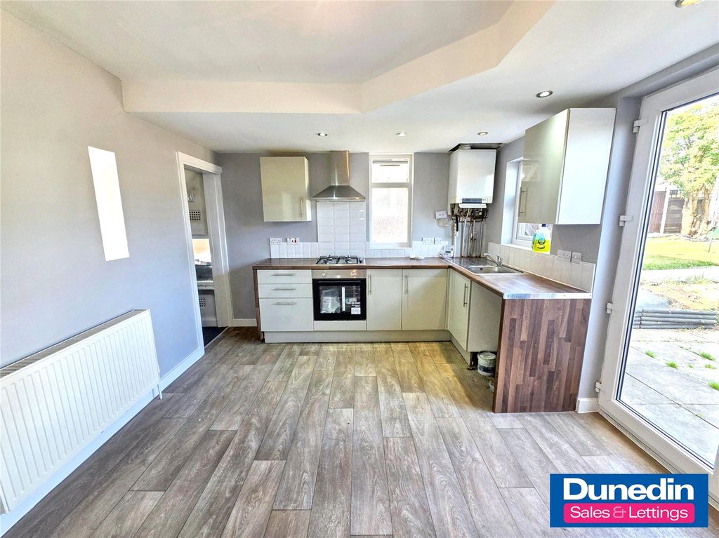 Property photo 2 of 10 Picture No. 03