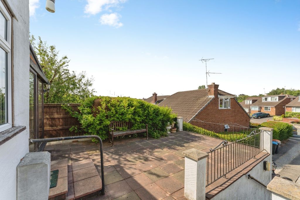 Property photo 2 of 33 Pbox-Img.Jpg