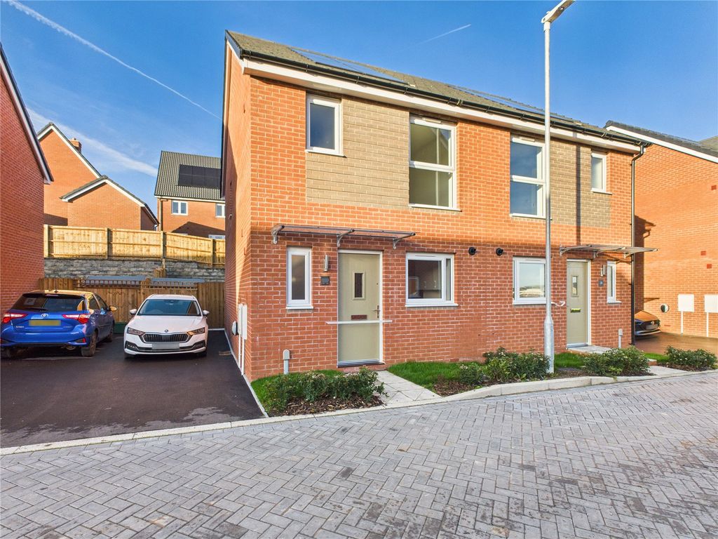 Property photo 1 of 13 Picture No. 02