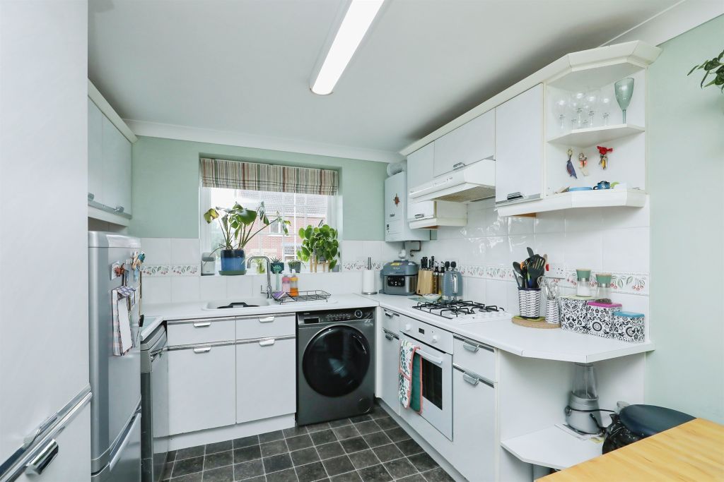 Property photo 3 of 17