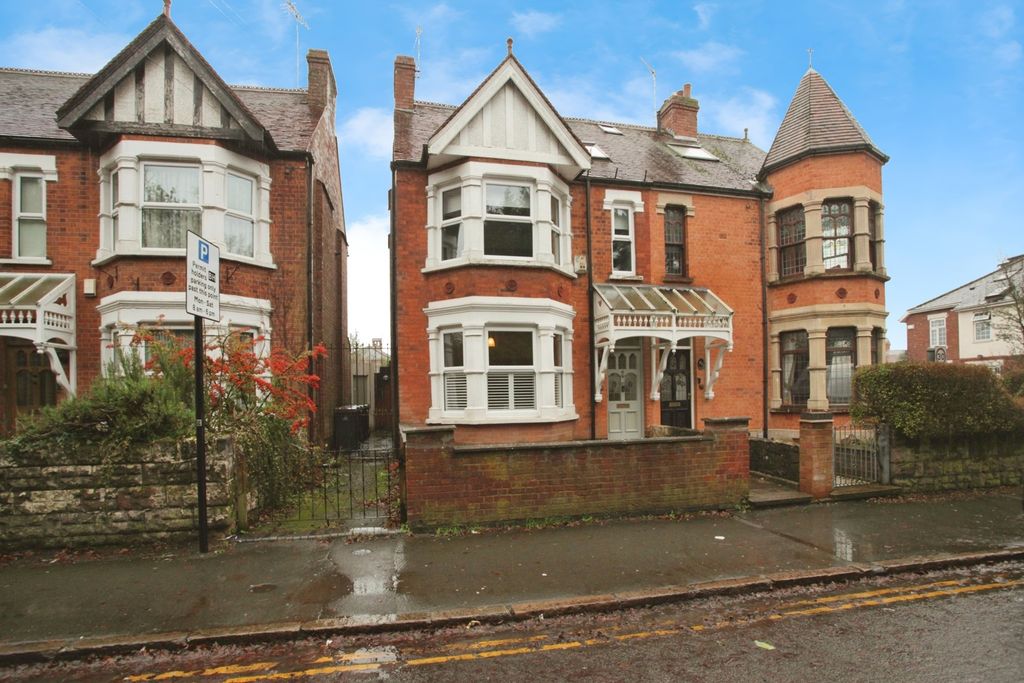 Property photo 1 of 25 Front