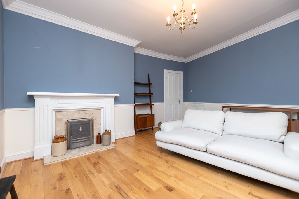 Property photo 3 of 23