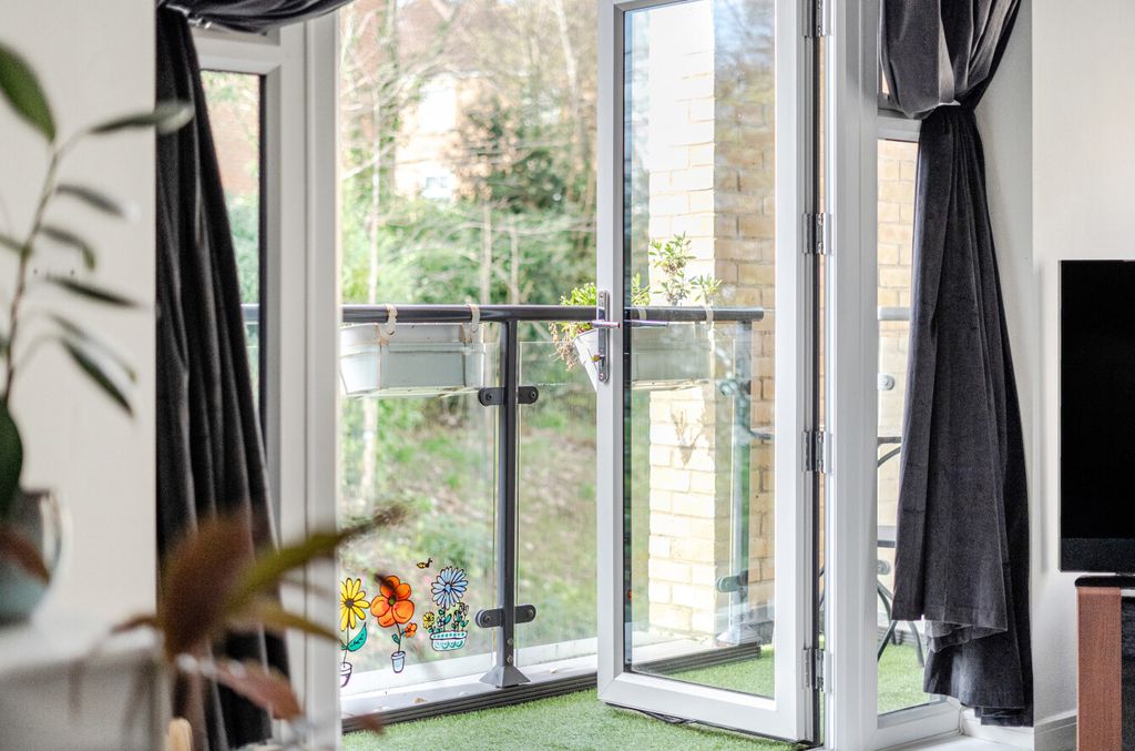 Property photo 2 of 21 View Into Balcony