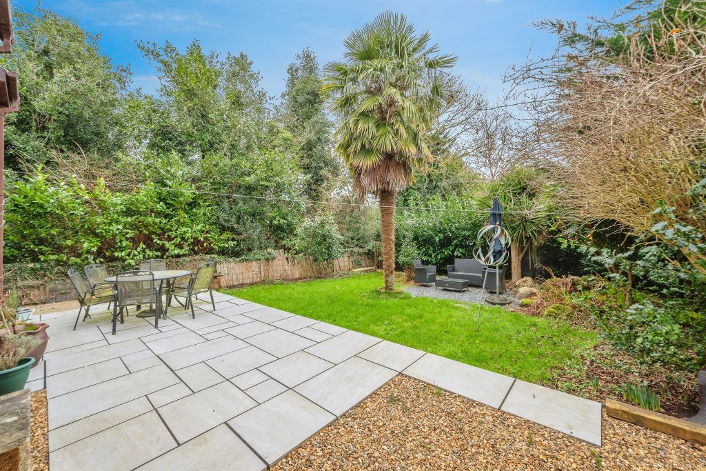 Property photo 3 of 19