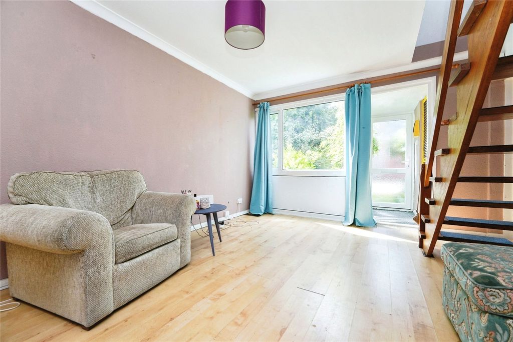 Property photo 3 of 17 Dining/Sitting Room
